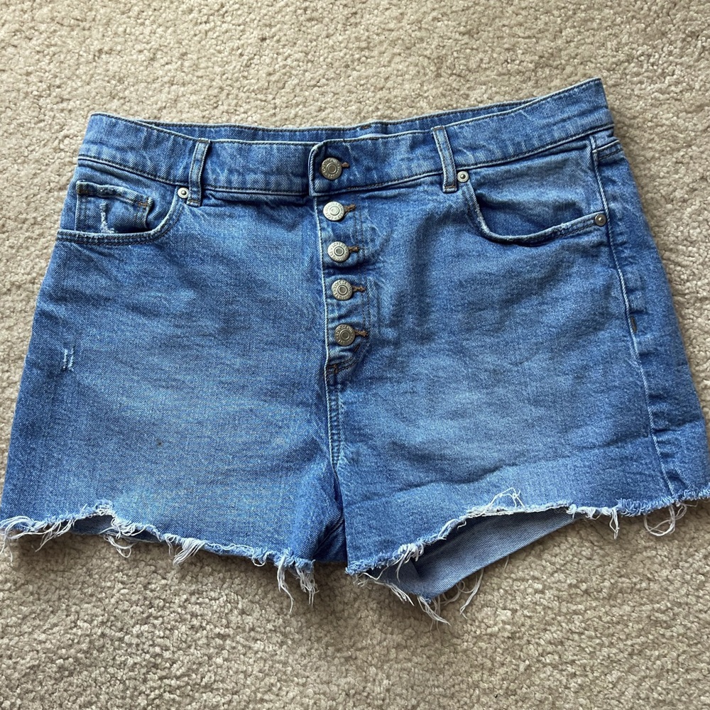 LOFT Cutoff Button-Up Jean Shorts - Sz 30/10